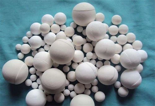 مزايا كرات طحن الألومينا السيراميك